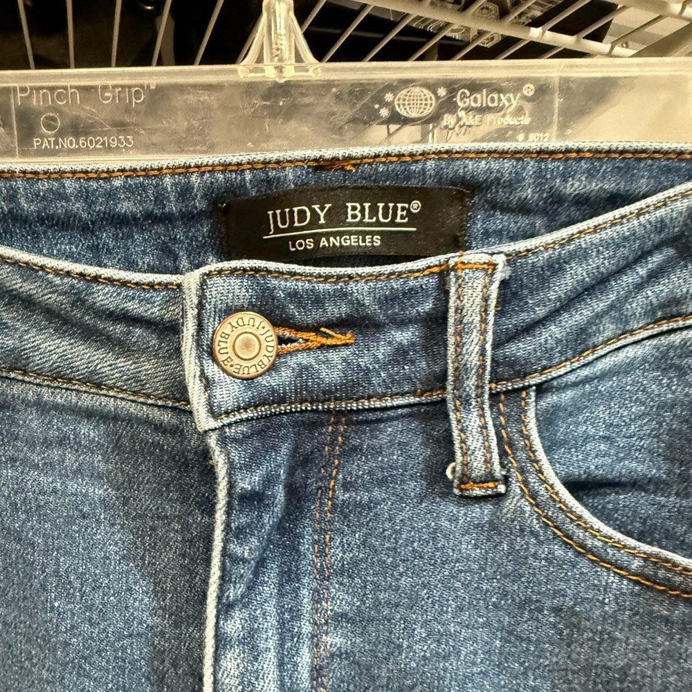 Judy Blue Women's Mid-Wash Denim Jeans